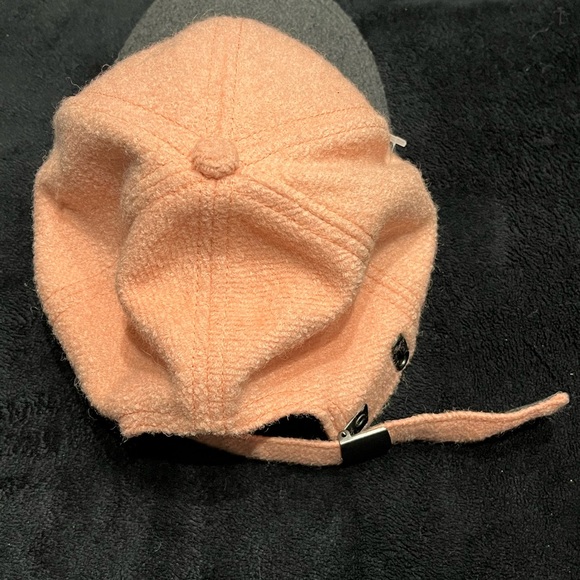 BDG ball cap - Picture 2 of 4